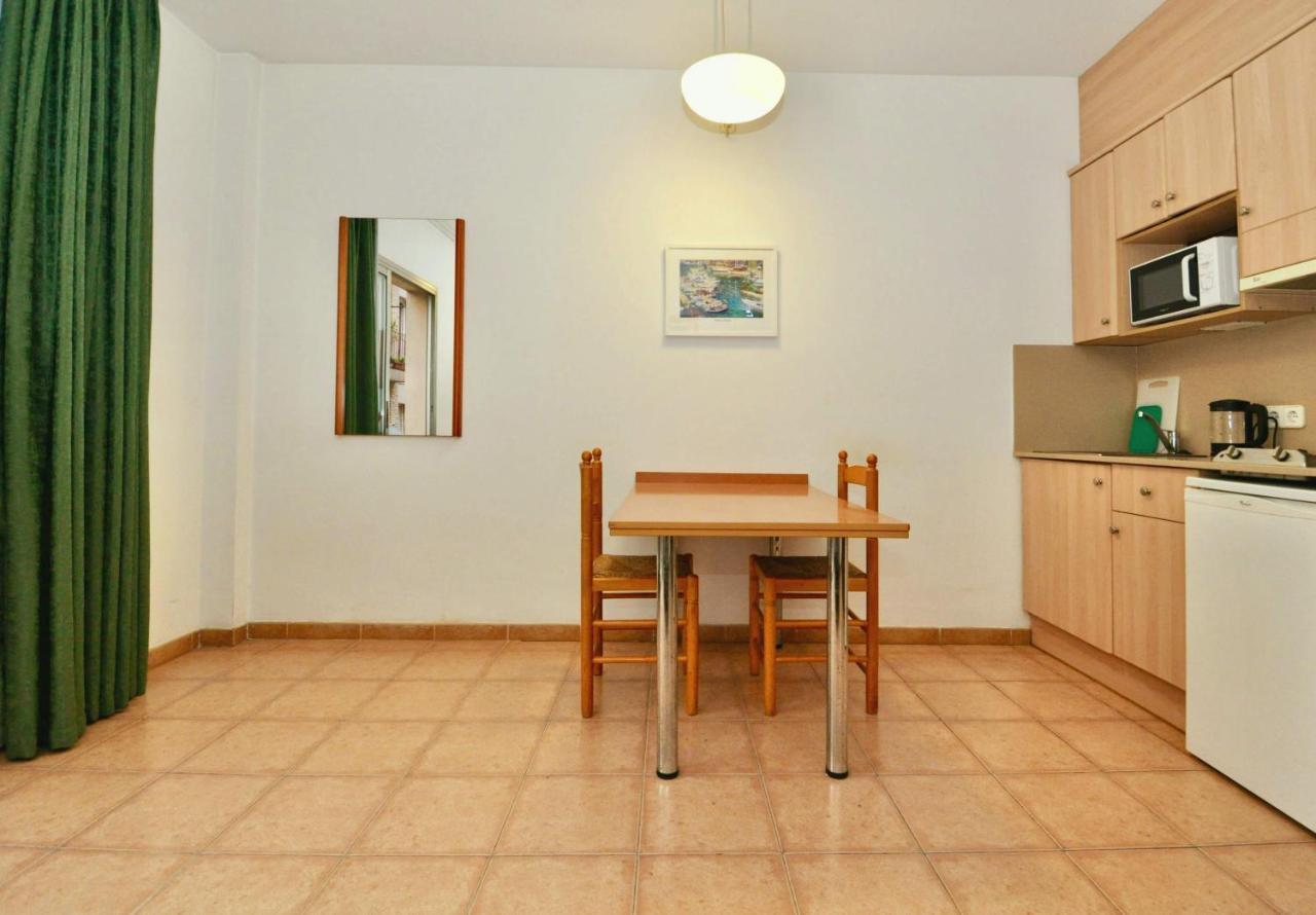 Apartments Sunsol Lloret de Mar Bagian luar foto