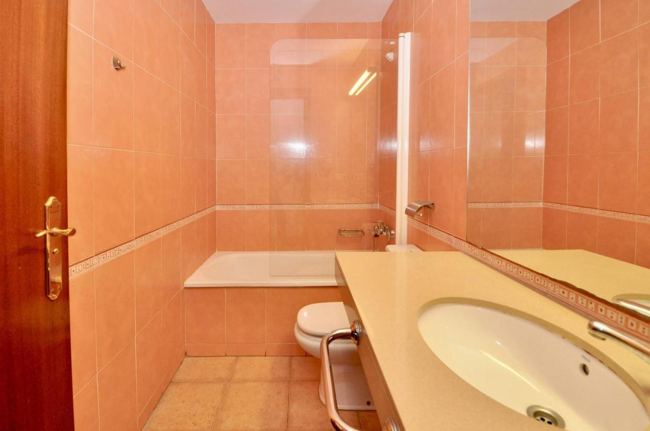 Apartments Sunsol Lloret de Mar Bagian luar foto