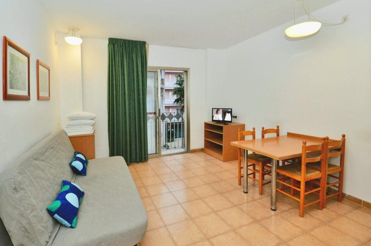Apartments Sunsol Lloret de Mar Bagian luar foto