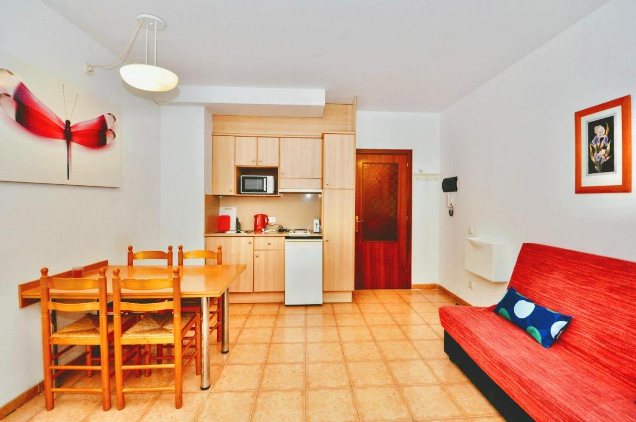 Apartments Sunsol Lloret de Mar Bagian luar foto