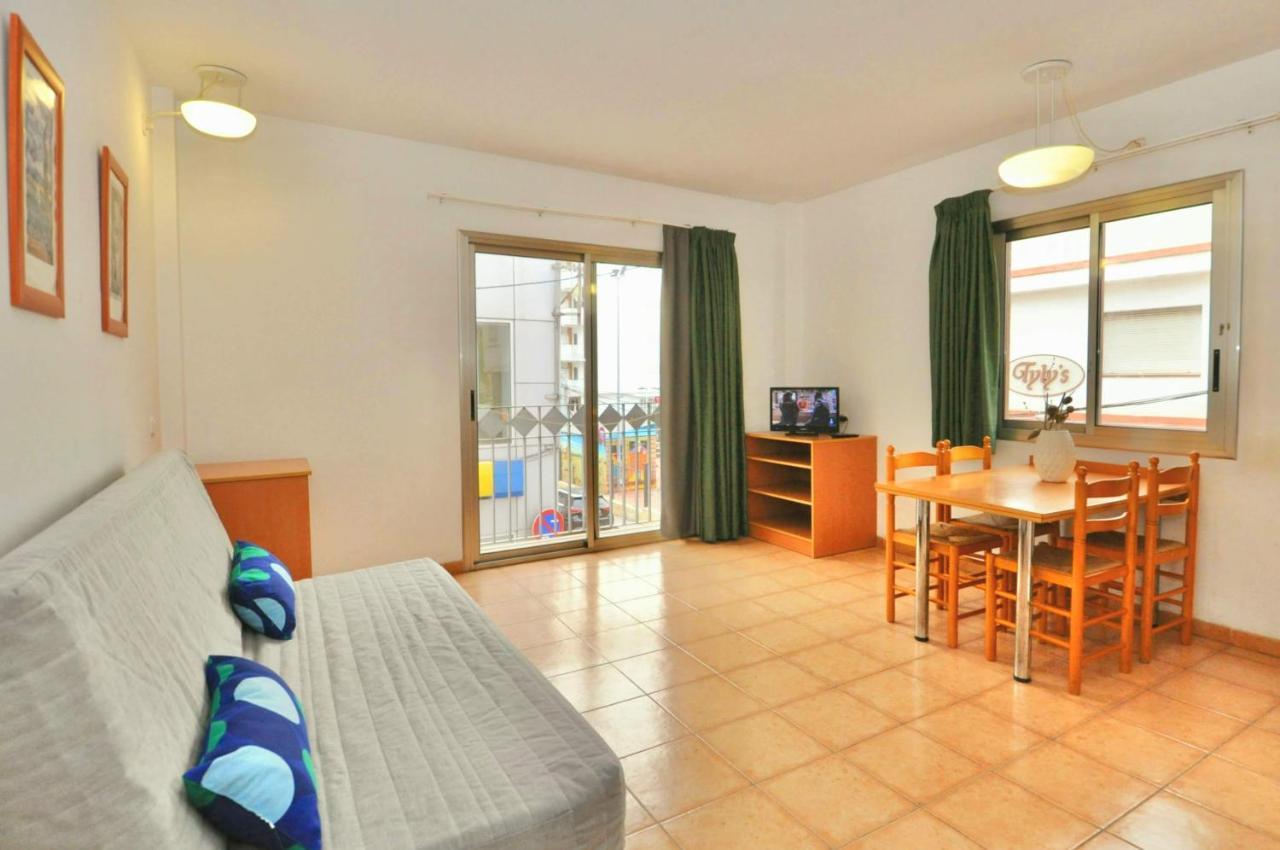 Apartments Sunsol Lloret de Mar Bagian luar foto