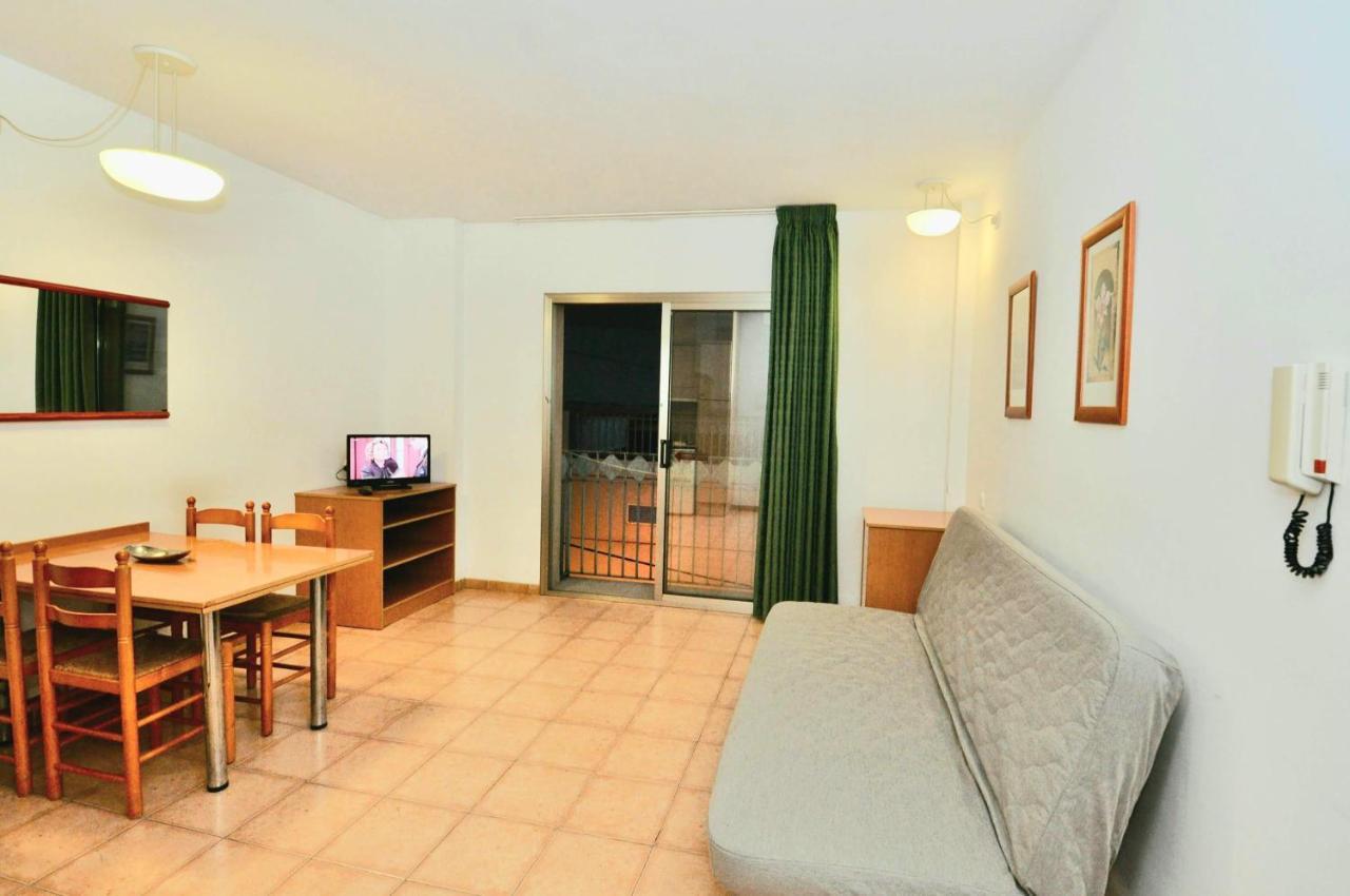 Apartments Sunsol Lloret de Mar Bagian luar foto