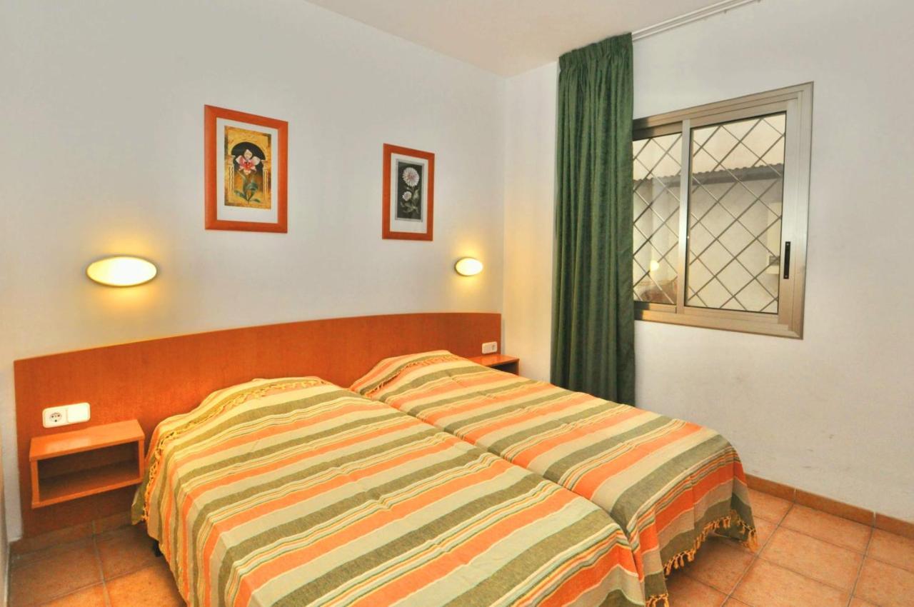 Apartments Sunsol Lloret de Mar Bagian luar foto