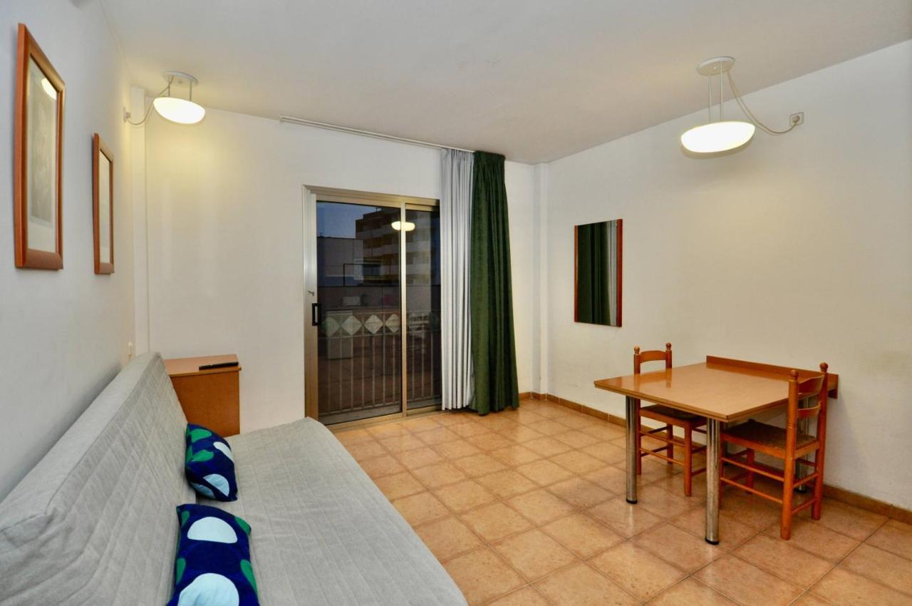 Apartments Sunsol Lloret de Mar Bagian luar foto