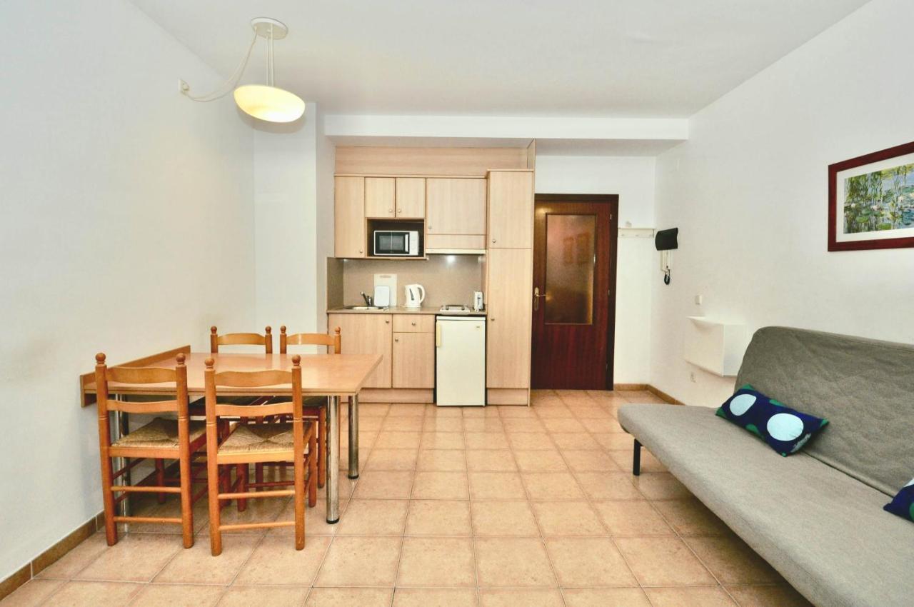 Apartments Sunsol Lloret de Mar Bagian luar foto