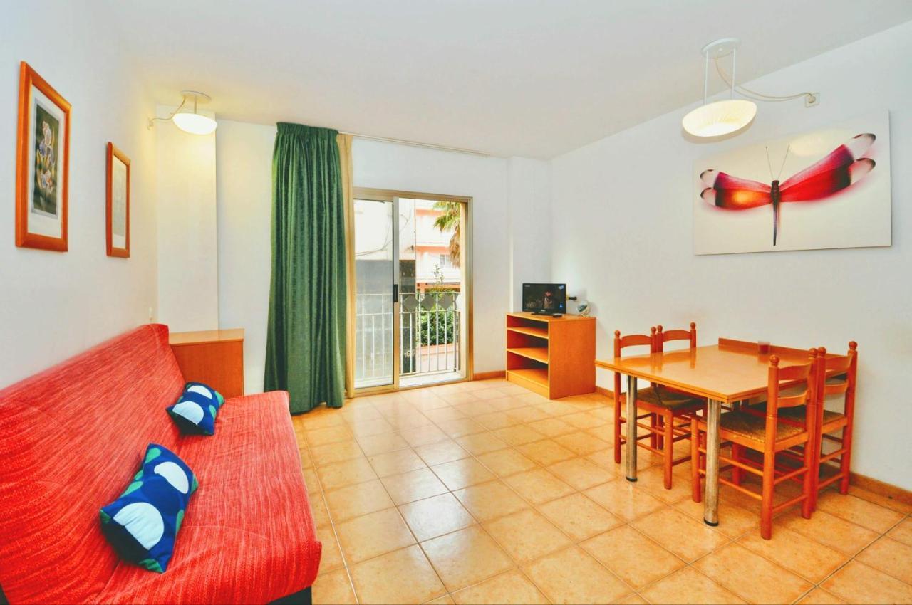 Apartments Sunsol Lloret de Mar Bagian luar foto