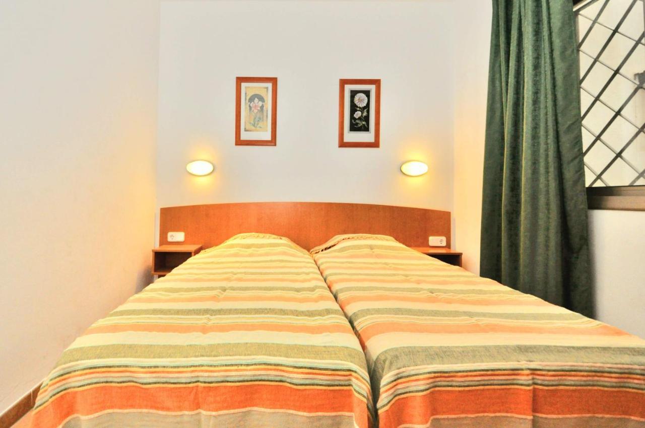 Apartments Sunsol Lloret de Mar Bagian luar foto